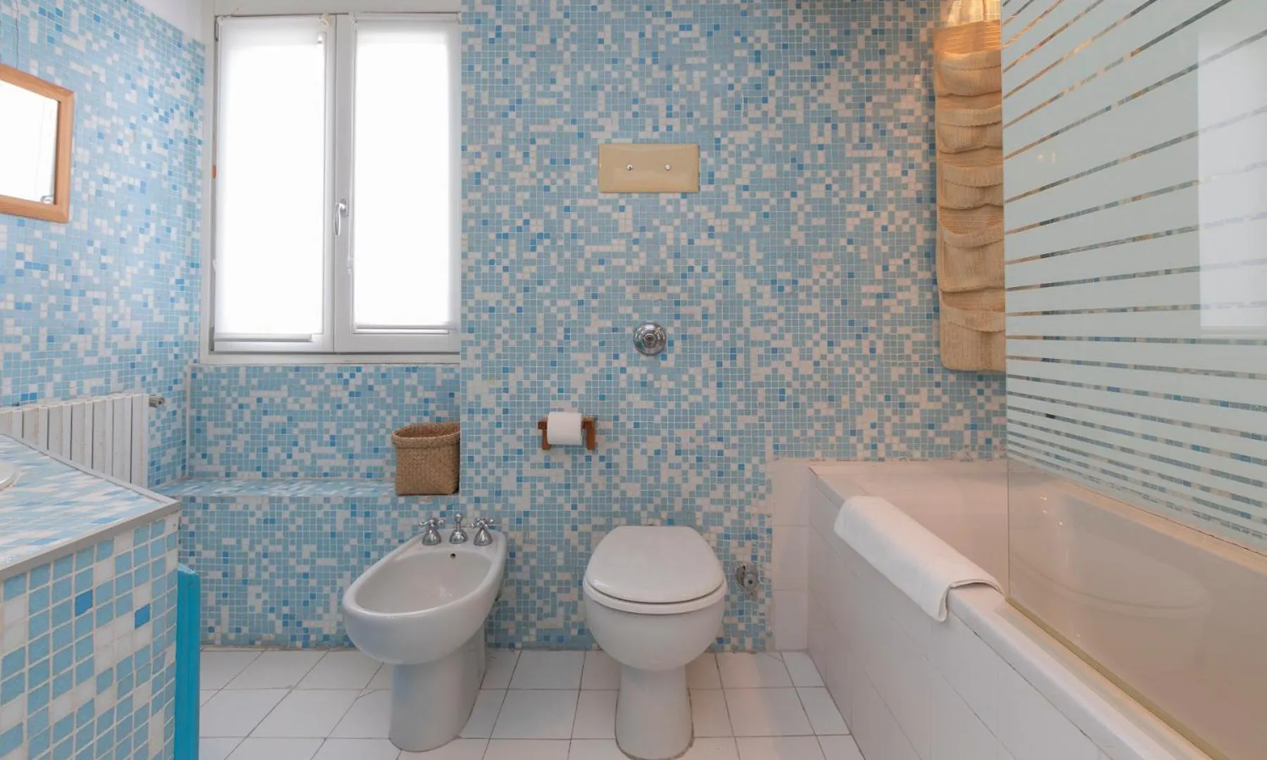 Xenia Apartments - Lovely Studio In Corso Genova 10 Min From Duomo Milan